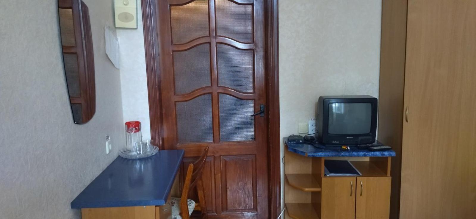 萨塔尼夫 Санаторій Збруч酒店 外观 照片