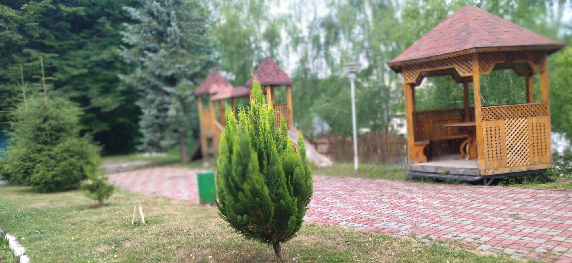 萨塔尼夫 Санаторій Збруч酒店 外观 照片